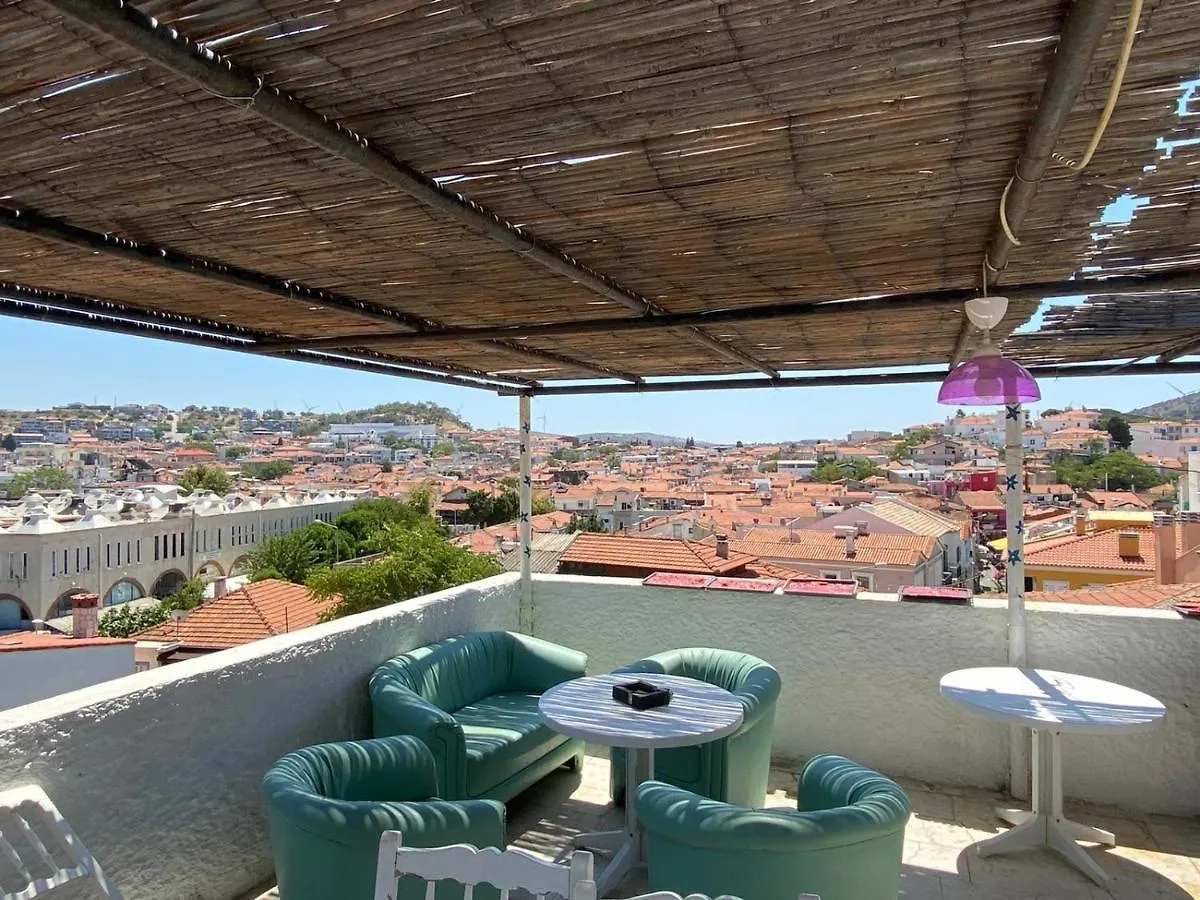 Blue otel çeşme
