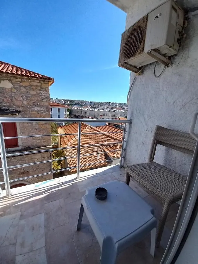 Blue otel çeşme