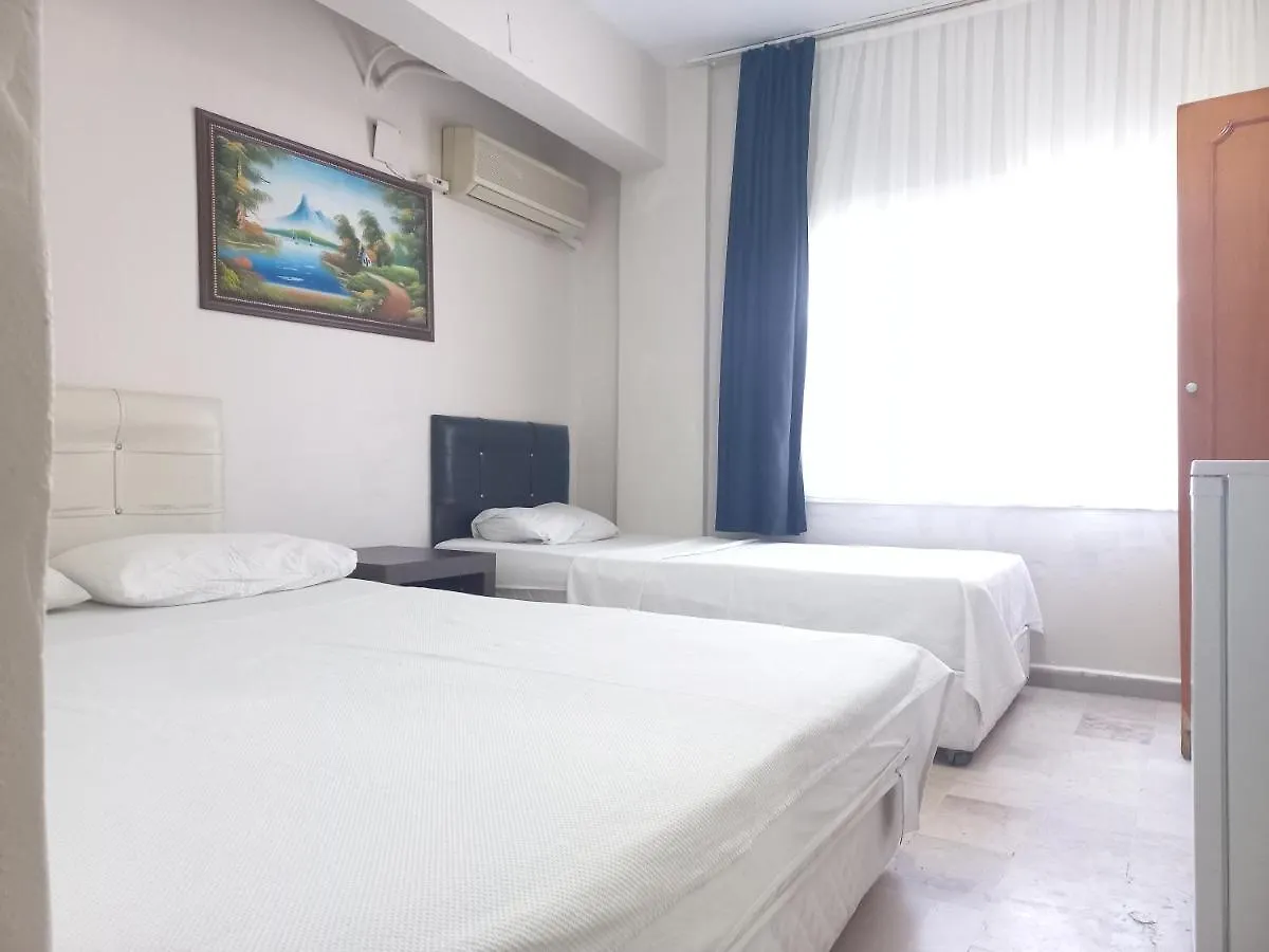 Blue otel çeşme