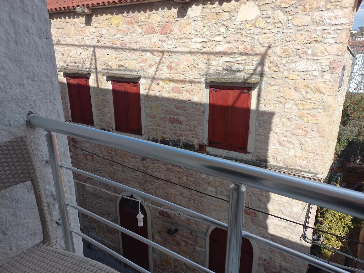 Blue otel çeşme