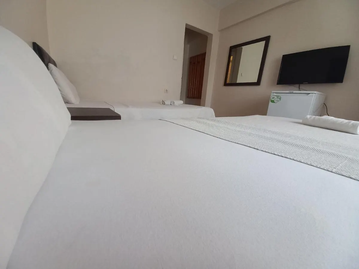 Blue otel çeşme