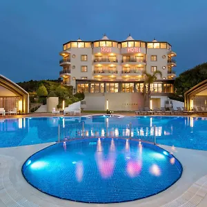 4* Otel Sisus